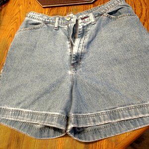 STO WOMEN'S FADED JEAN SHORT SIZE 10   RETRO